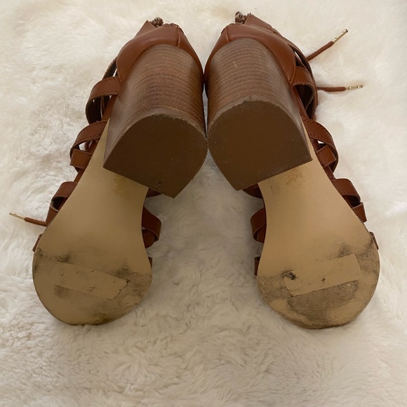 Strappy Heeled Sandals  (7.5) - Picture 4 of 4